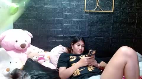 SHENA  online show from 04.16.26