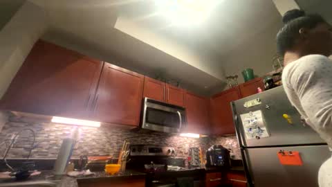 tsfoxx online show from 10.01.25