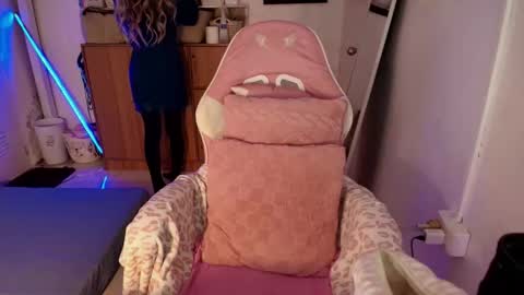 tsgilian_exoticbeauty online show from 03.04.26