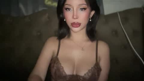 Snapshot of tsgoddessrie chatting on 10.08.25 TAM THE GODDESS online show from 10.08.25