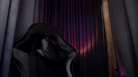 Snapshot of tsgoddessrie chatting on 10.11.25 TAM THE GODDESS online show from 10.11.25