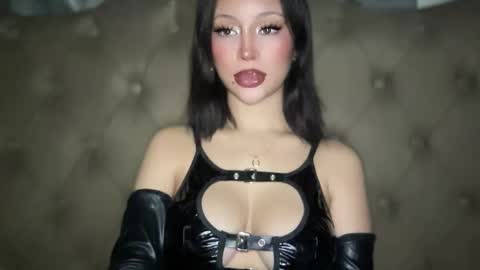 Snapshot of tsgoddessrie chatting on 10.26.25 TAM THE GODDESS online show from 10.26.25