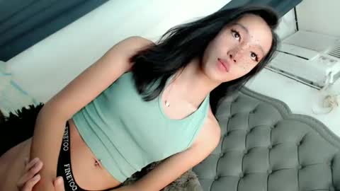 Snapshot of tskitty_girl chatting on 02.13.25 tskitty_girl online show from 02.13.25