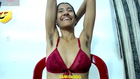 Snapshot of tsmilingg chatting on 10.09.25 Dulce online show from 10.09.25