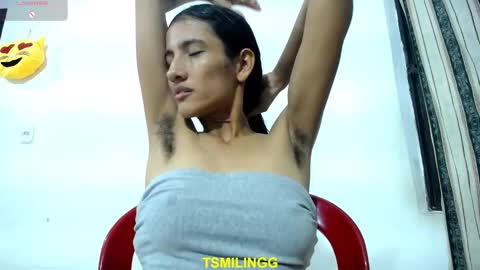 Snapshot of tsmilingg chatting on 10.17.25 Dulce online show from 10.17.25