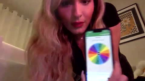 Snapshot of tsprinces chatting on 09.23.25 tsprinces online show from 09.23.25