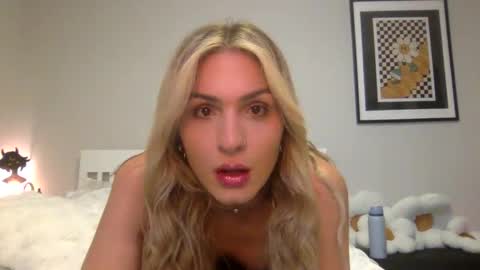 Snapshot of tsprinces chatting on 10.10.25 tsprinces online show from 10.10.25