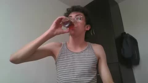 Snapshot of tsuki0308 chatting on 01.31.25 tsuki0308 online show from 01.31.25