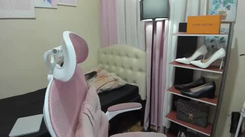 Snapshot of tsuncutmargauxx chatting on 10.03.25 tsuncutmargauxx online show from 10.03.25