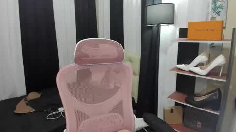 tsuncutrhein online show from 10.30.25