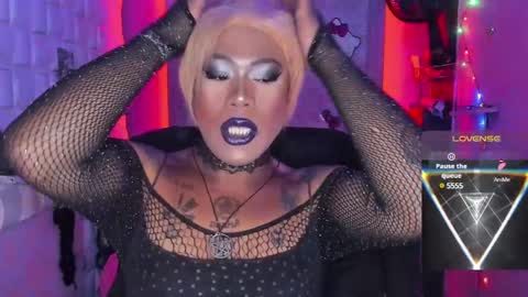 BellaRoxanna online show from 02.06.25