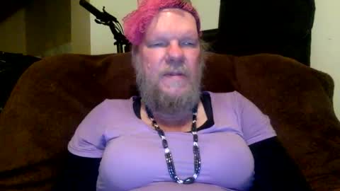 Snapshot of ttaammsss chatting on 03.03.25 tams online show from 03.03.25