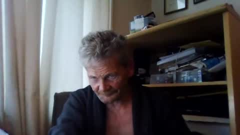 Snapshot of ttb2769 chatting on 10.05.25 ttb2769 online show from 10.05.25