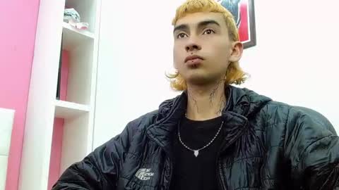 Snapshot of ttimy_x_boy chatting on 02.05.26 ttimy online show from 02.05.26