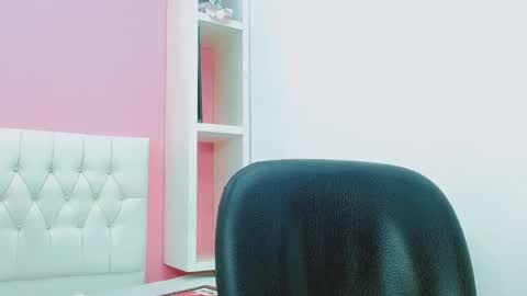 Snapshot of ttimy_x_boy chatting on 02.07.26 ttimy online show from 02.07.26