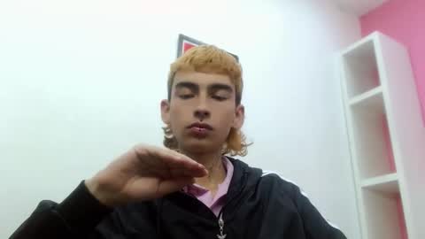 Snapshot of ttimy_x_boy chatting on 02.26.26 ttimy online show from 02.26.26