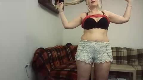 Ttrnynela online show from 03.20.26