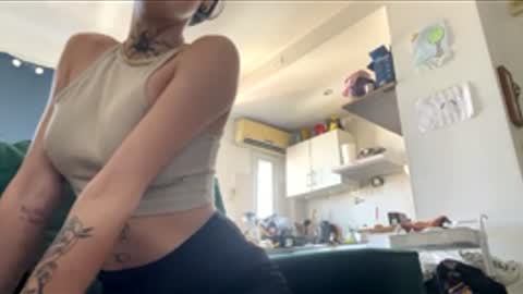 Snapshot of tufelicidadprimero1 chatting on 03.04.26 tufelicidadprimero1 online show from 03.04.26