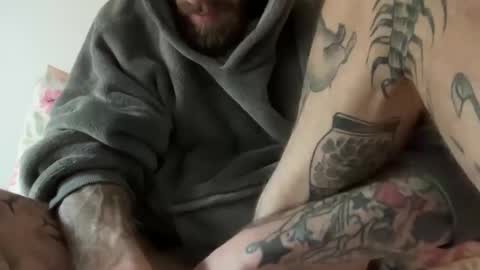 Snapshot of tuhands chatting on 05.06.26 Tuhands online show from 05.06.26