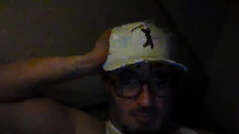 Snapshot of tuscan_taurus chatting on 05.20.26 tuscan_taurus online show from 05.20.26