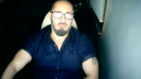 Snapshot of tuscan_taurus chatting on 06.06.26 tuscan_taurus online show from 06.06.26