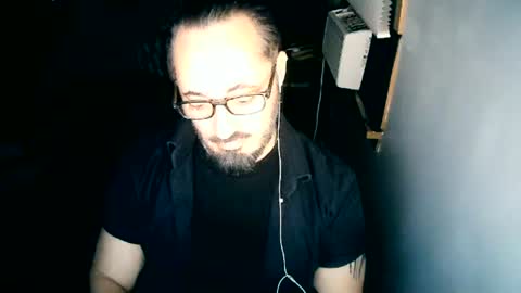 Snapshot of tuscan_taurus chatting on 06.25.26 tuscan_taurus online show from 06.25.26