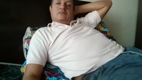 Snapshot of tuserasmia chatting on 05.26.26 Mario Ramirez online show from 05.26.26