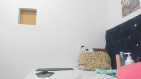 tutty_sweet online show from 12.20.24