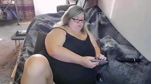 Lana online show from 09.28.25