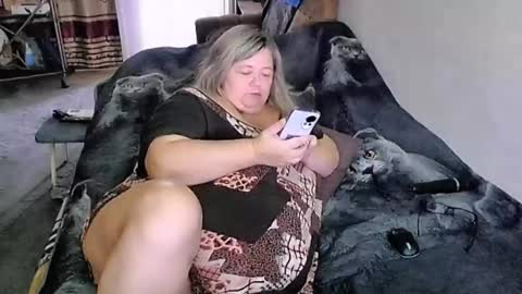 Lana online show from 09.30.25