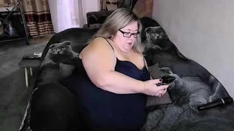 Lana online show from 11.23.25