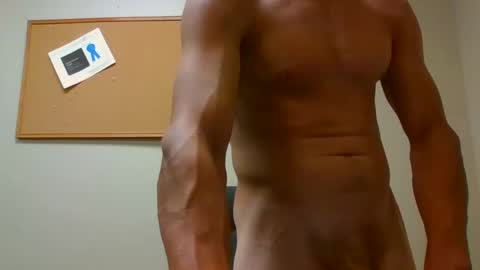 Snapshot of twayne29x chatting on 10.13.25 twayne29x online show from 10.13.25