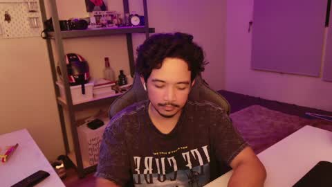 iwasD3nse online show from 12.17.24