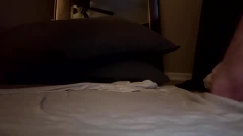 Snapshot of twetcock chatting on 10.21.25 twetcock online show from 10.21.25