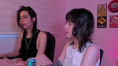 Snapshot of twilightmuses chatting on 02.11.26 Eve Lili online show from 02.11.26