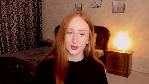 Snapshot of twilightserenade chatting on 10.07.25 twilightserenade online show from 10.07.25