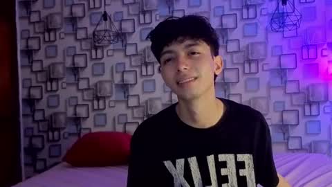 Snapshot of twink_sebas7 chatting on 06.14.26 Sebastin online show from 06.14.26