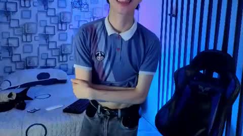 Snapshot of twink_sebas7 chatting on 07.19.26 Sebastin online show from 07.19.26