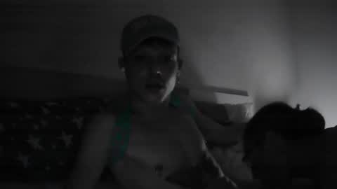 Snapshot of twinkanddaddy18 chatting on 10.11.25 twinkanddaddy18 online show from 10.11.25