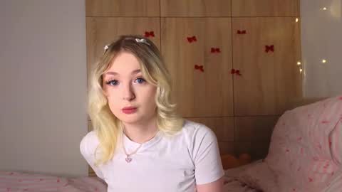 twinklefluff online show from 02.18.26