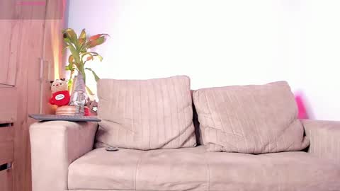 Snapshot of twinksboys_23 chatting on 11.08.25 twinksboys_23 online show from 11.08.25