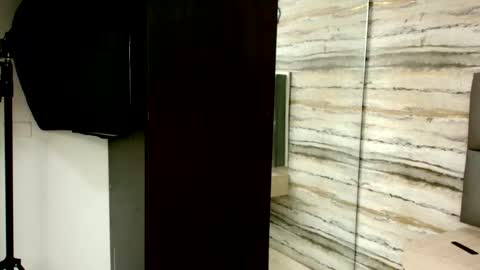 twinslovers_ online show from 11.17.25