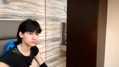 twinslovers_ online show from 11.26.25