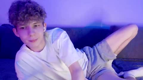 TwiShadow online show from 03.10.26