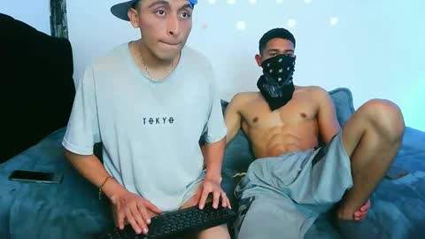 twoguysshohot online show from 09.25.25