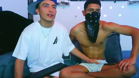 twoguysshohot online show from 09.28.25