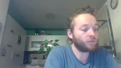 Snapshot of tworoardsdiverge chatting on 10.25.25 tworoardsdiverge online show from 10.25.25