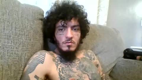 Snapshot of twotoneblicky chatting on 10.11.25 twotoneblicky online show from 10.11.25