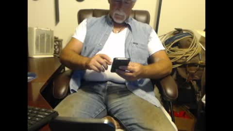 Snapshot of txlobo60 chatting on 04.29.26 txlobo60 online show from 04.29.26
