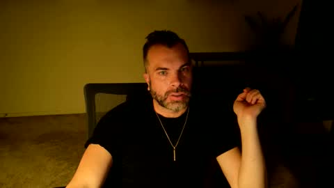 Snapshot of ty_lerdavid chatting on 10.26.25 TylerDavid online show from 10.26.25